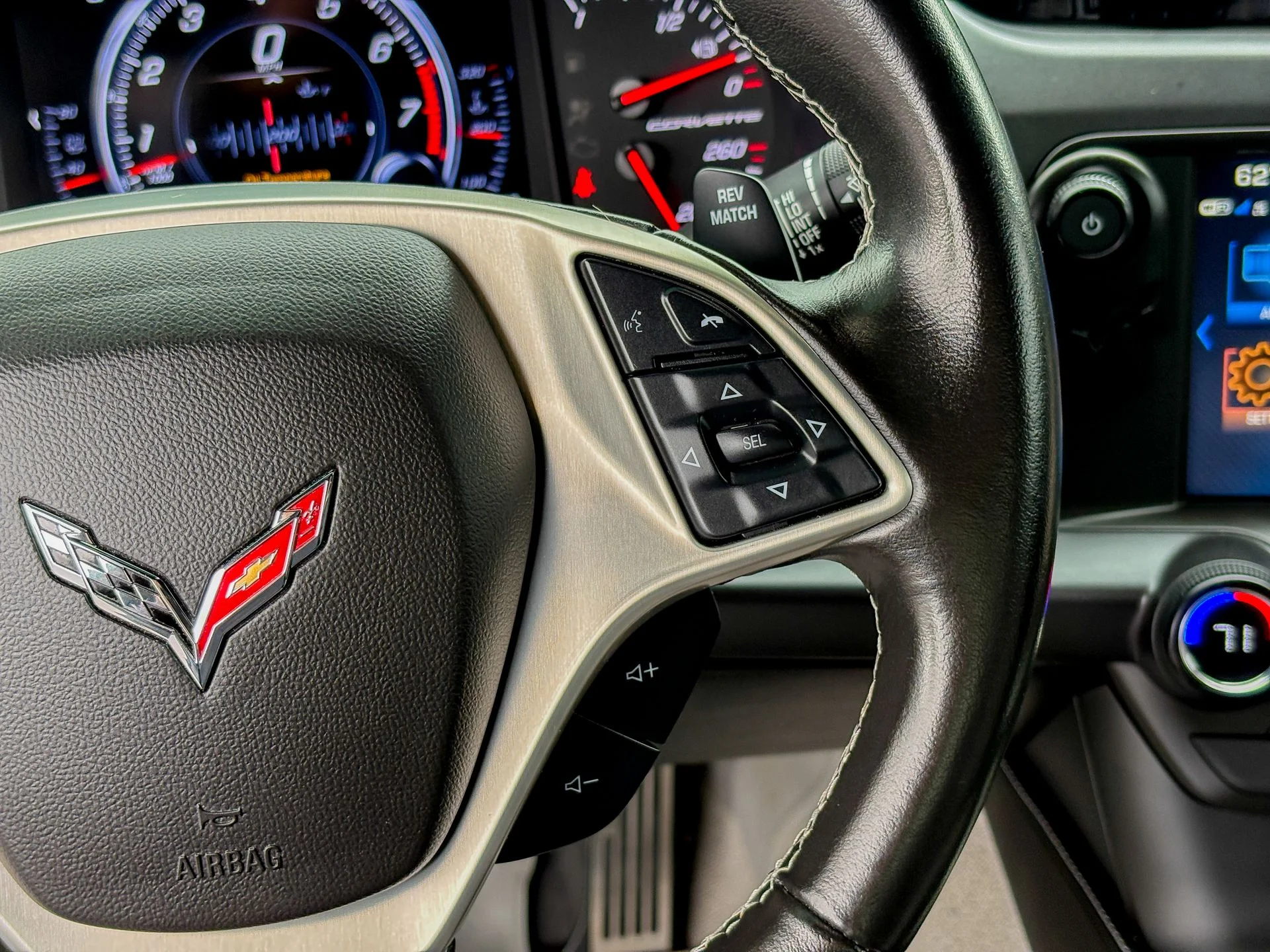 Used 2017 Gray Chevrolet Stingray image 30