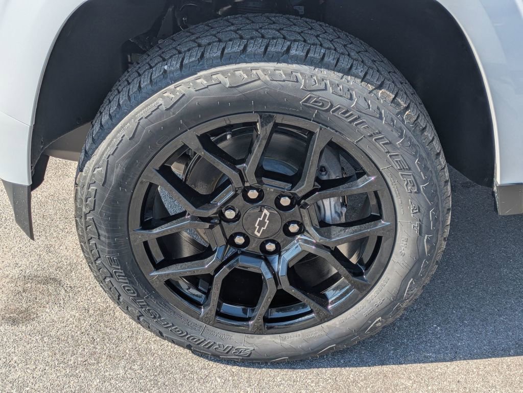 2025 Chevrolet Colorado Z71 - Photo 11