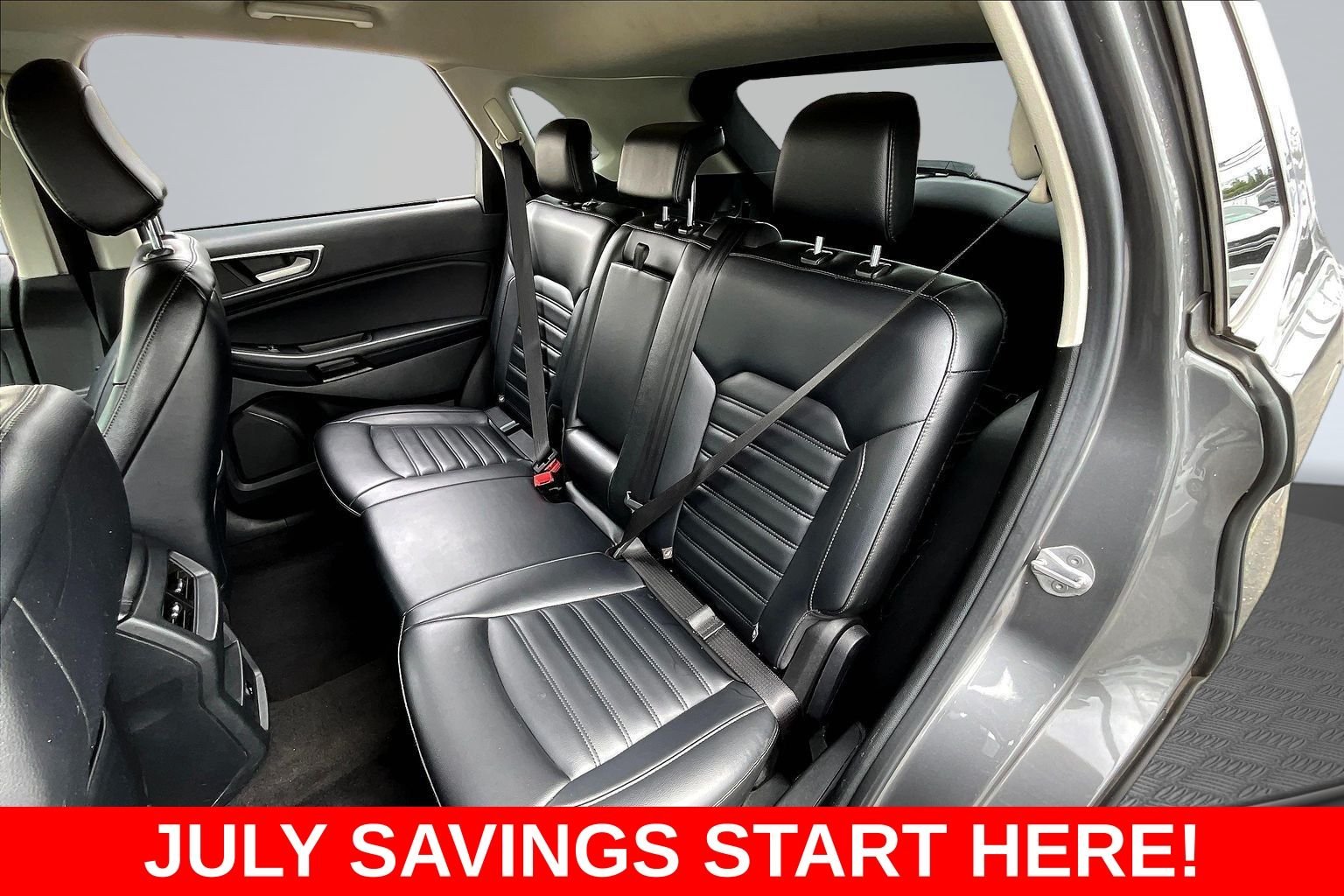 Used 2023 Gray Ford SEL image 25