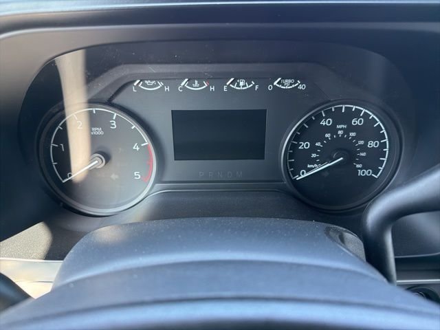 New 2024 Oxford White Ford F-550® XL image 15