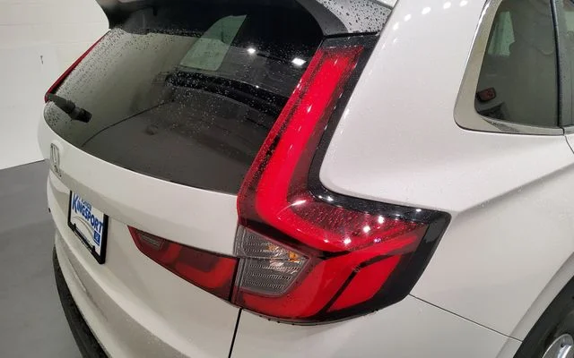 Used 2024  Honda EX image 8