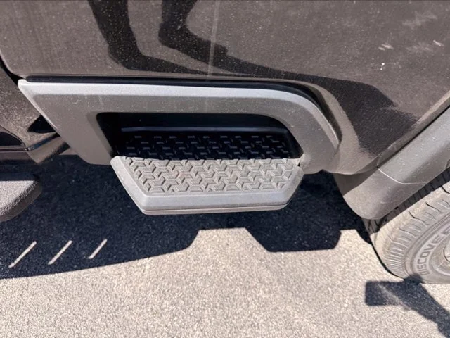 2022 GMC Sierra 2500HD AT4 - Photo 10