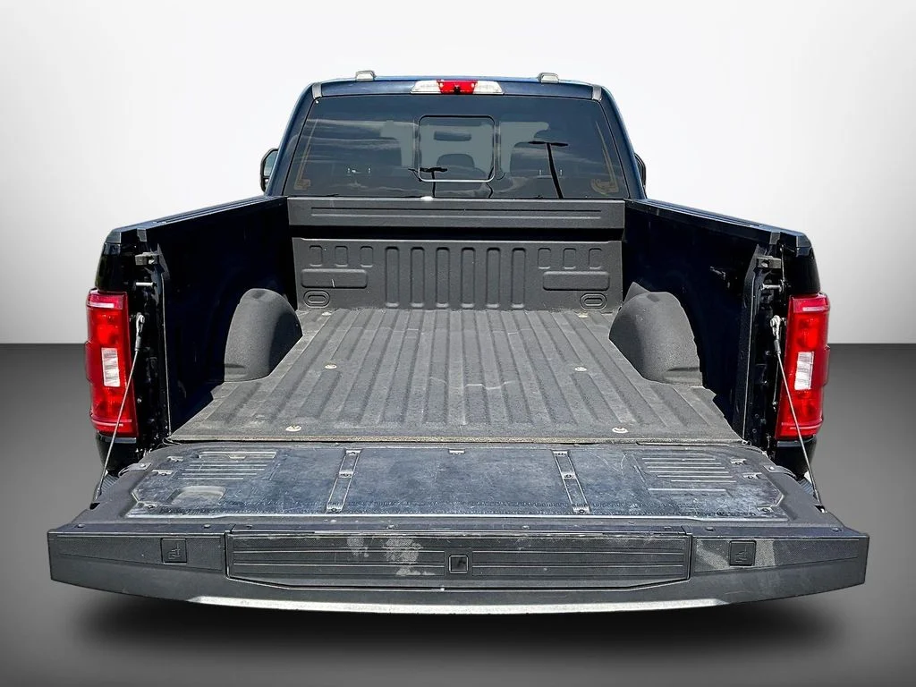 Used 2022 Agate Black Metallic Ford XLT image 7
