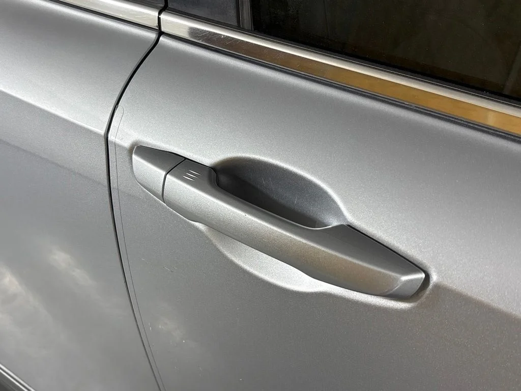 Used 2018  Honda EX-L image 12