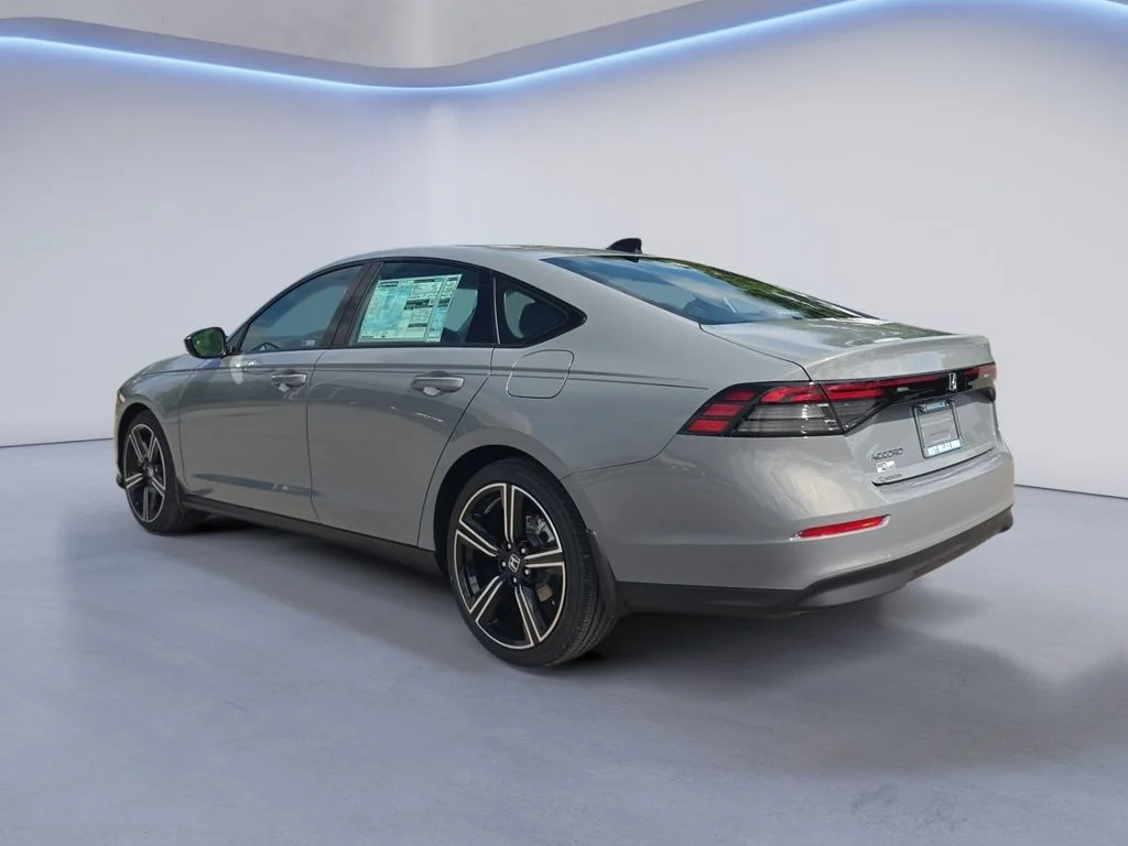 New 2026 Urban Gray Pearl Honda SE image 3
