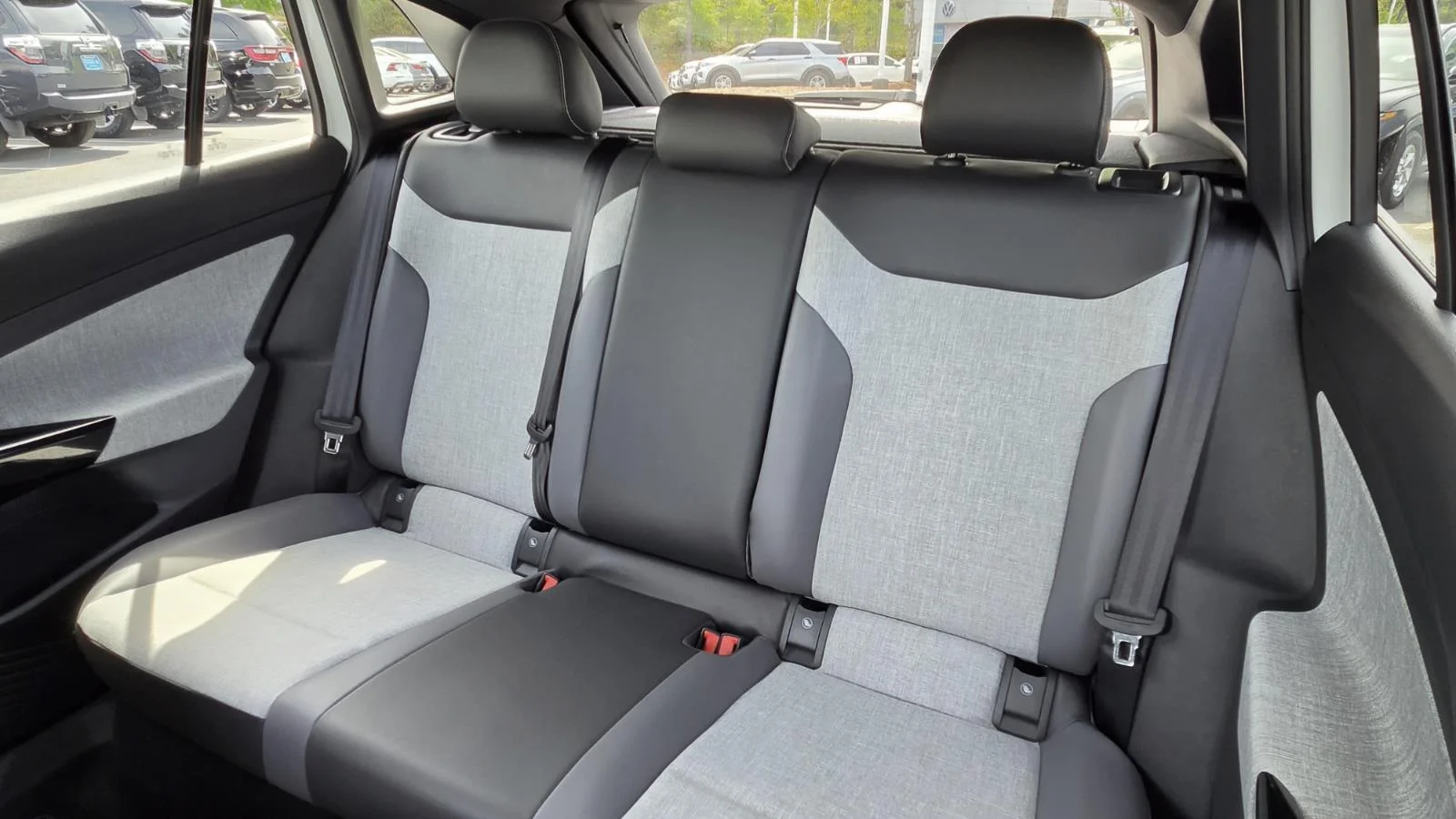 New 2026 Opal White Pearl Volkswagen Pro image 41