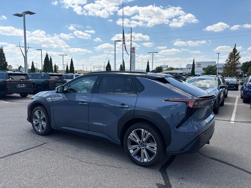 Used 2023 Gray Subaru Touring image 6