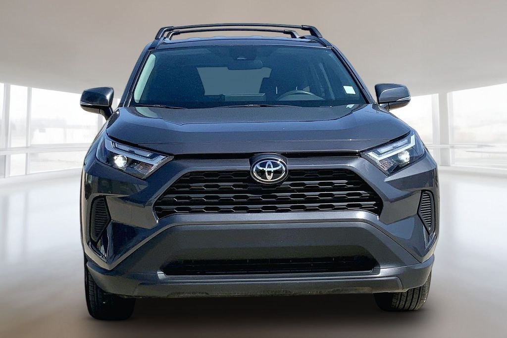 Used 2025 Magnetic Gray Metallic Toyota XLE image 3