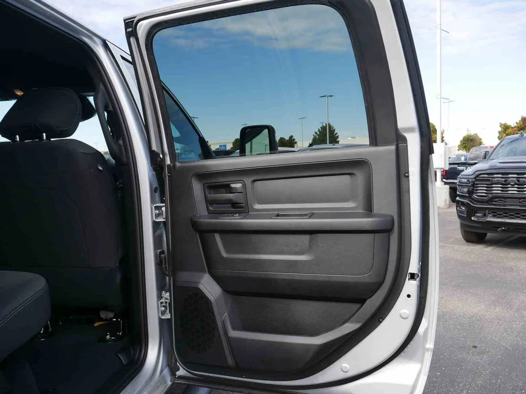 New 2026 Silver Ram Tradesman image 24