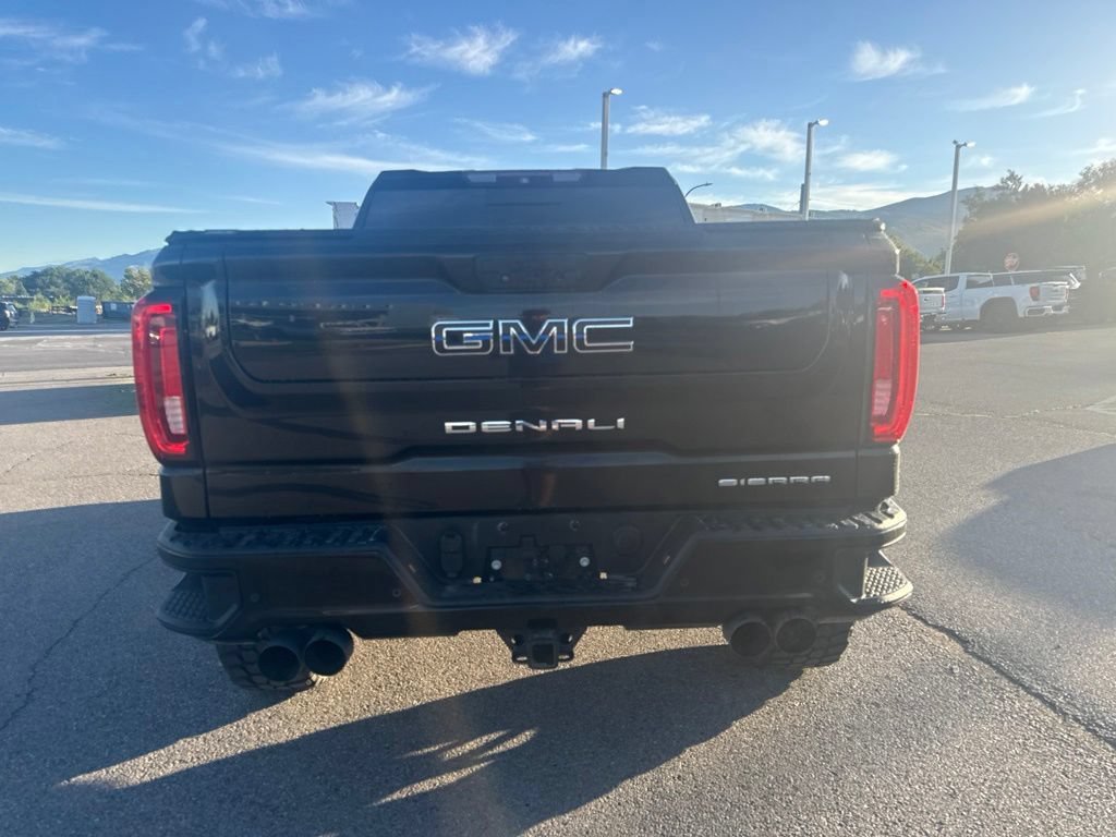 Used 2019 Onyx Black GMC Denali image 10