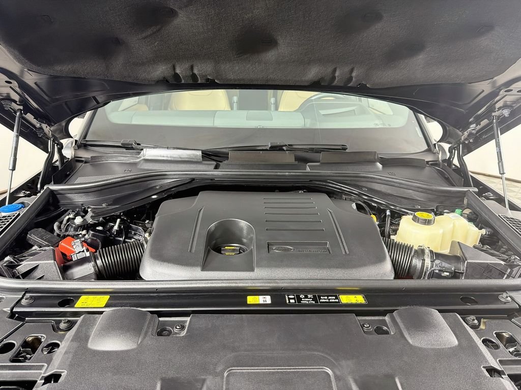 Certified Used 2025 Black Land Rover Dynamic SE image 32