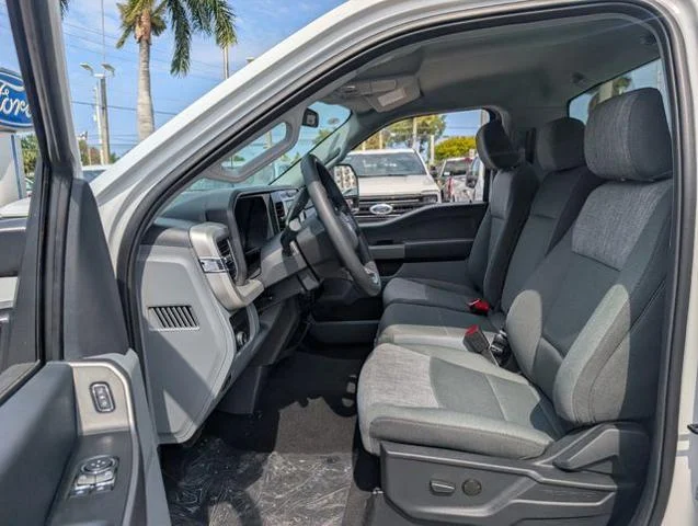New 2026 Oxford White Ford F-350® XLT image 20
