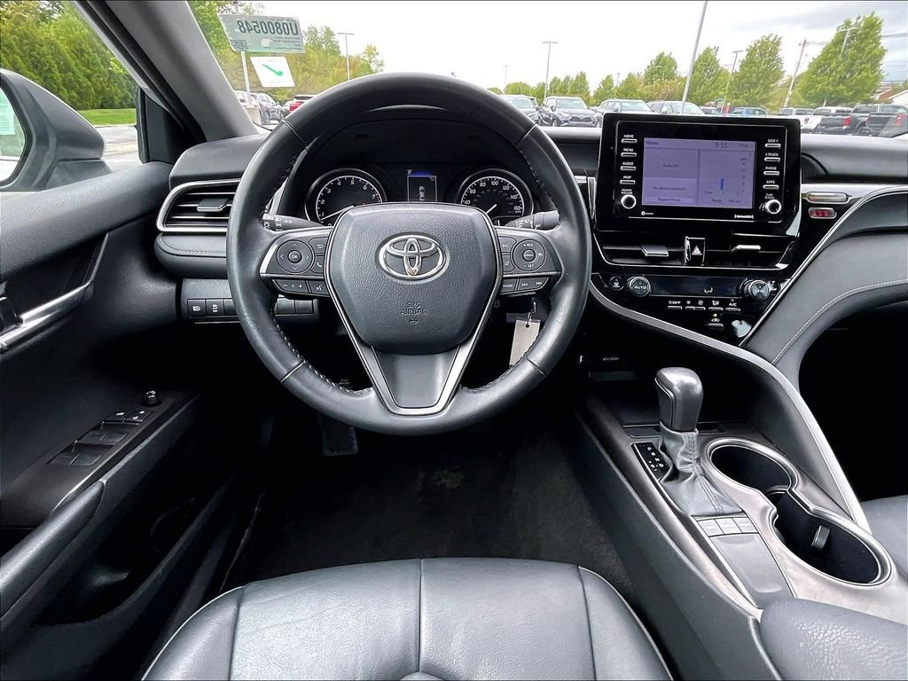 Used 2024 White Toyota SE image 17