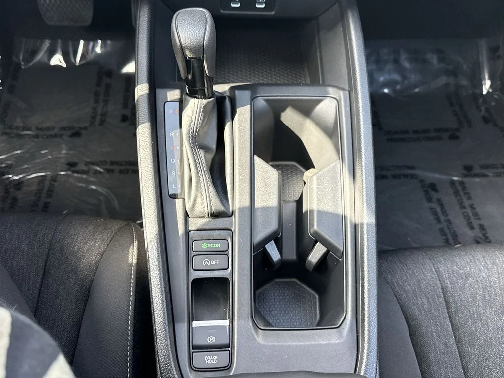 Used 2025 Blue Honda SE image 19