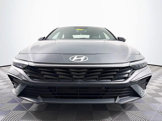 2025 Hyundai Elantra Blue - Photo 10