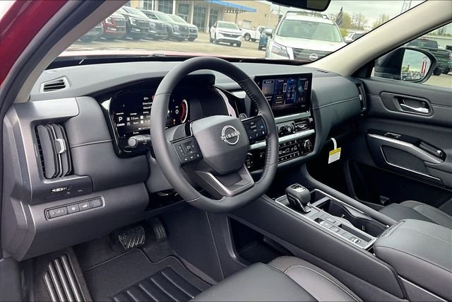 New 2026 Nissan Pathfinder SL 4D Sport Utility