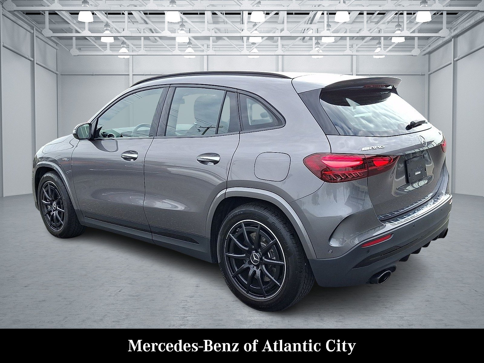 Certified Used 2025 Mountain Grey Metallic Mercedes-Benz 4MATIC® image 4