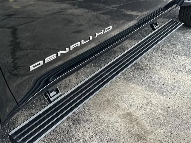 New 2026 Onyx Black GMC Denali Ultimate image 19