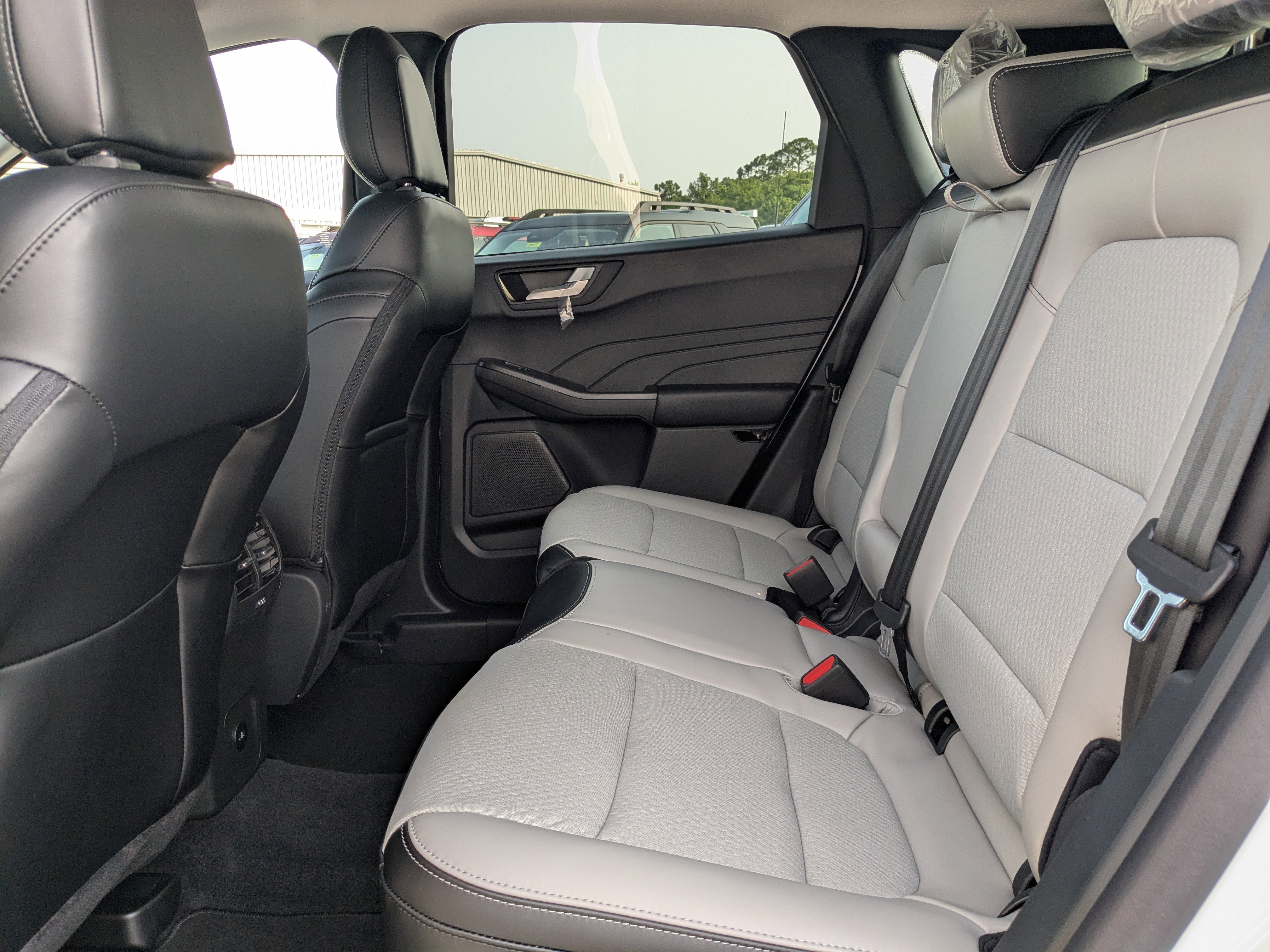 2025 Ford Escape Plug-in hybrid PHEV - Photo 15