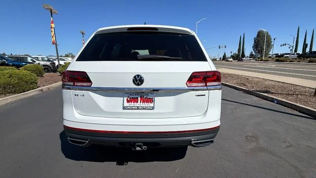 Used 2023 White Volkswagen 3.6L V6 SE w/Technology image 5