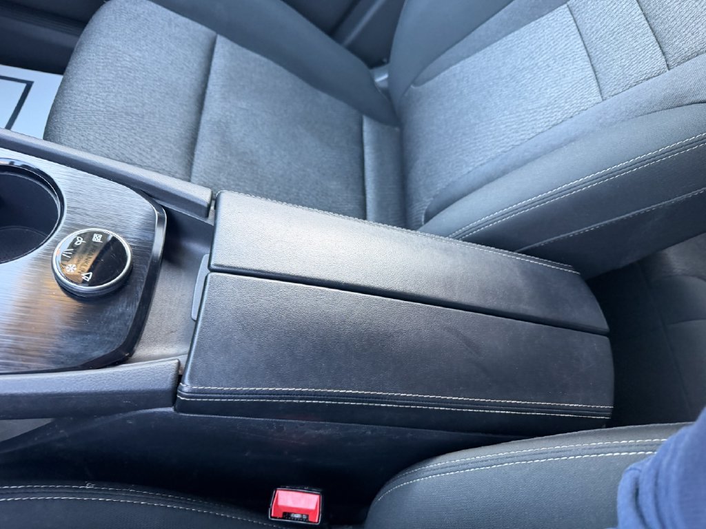 Used 2024 Silver Nissan SV image 18