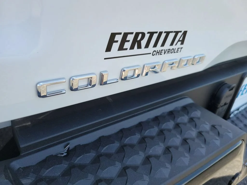 New 2026 Summit White Chevrolet Trail Boss image 32