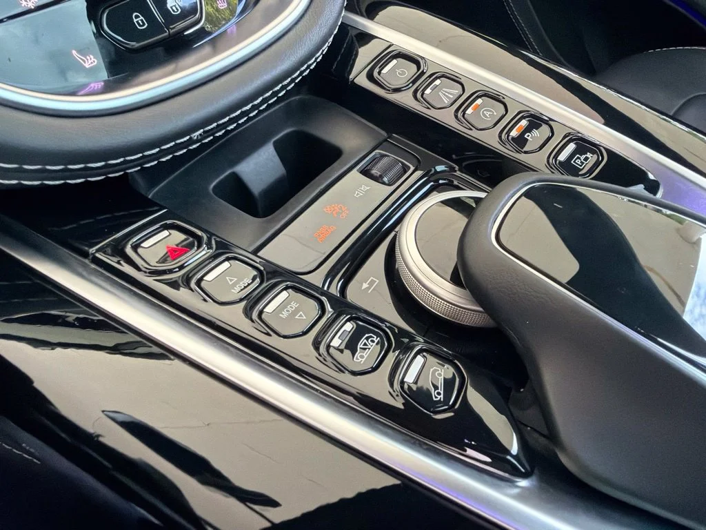 Used 2021 Black Aston Martin Base image 56