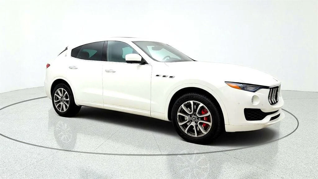 Used 2021 Bianco Maserati S 3.0L w/ Driver Assistance Pack image 3