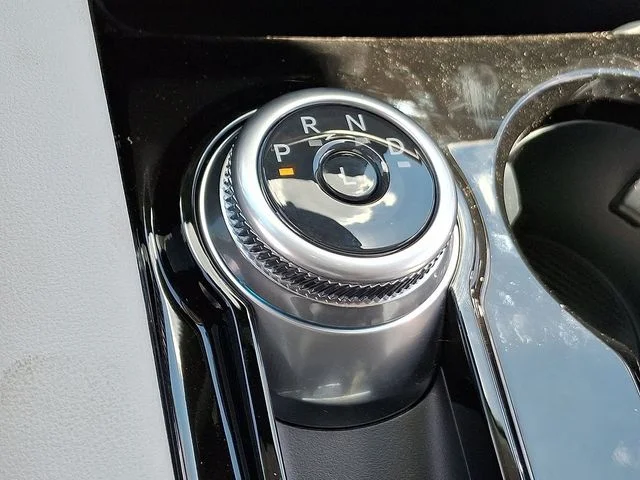 New 2026 Space White Metallic Ford Platinum image 9