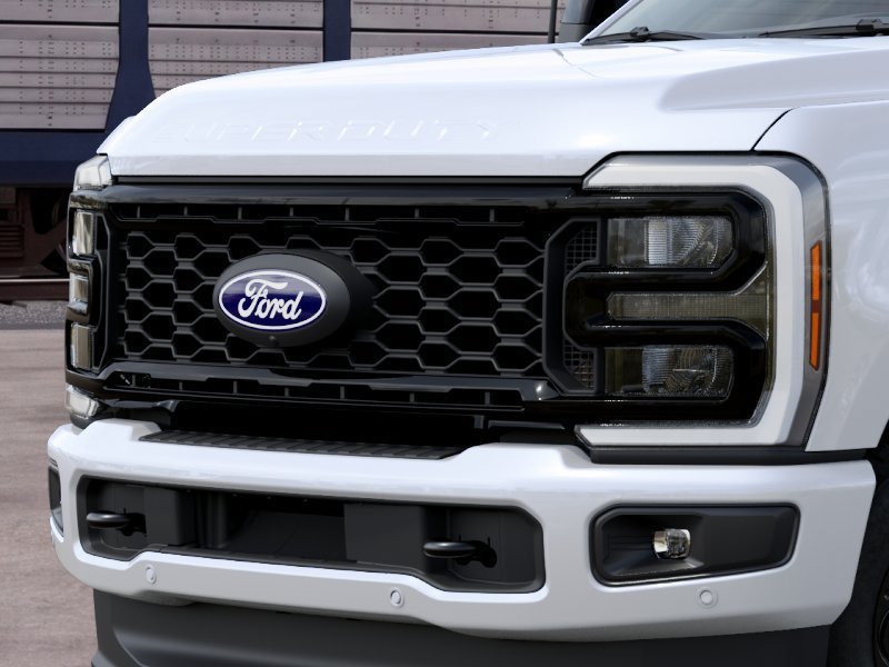 New 2027 Star White Metallic Tri-Coat Ford LARIAT image 17