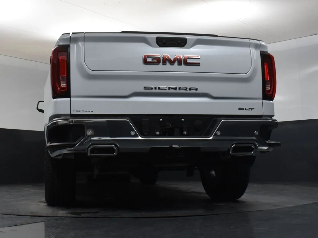 New 2026 Glacier White Tricoat GMC SLT image 41