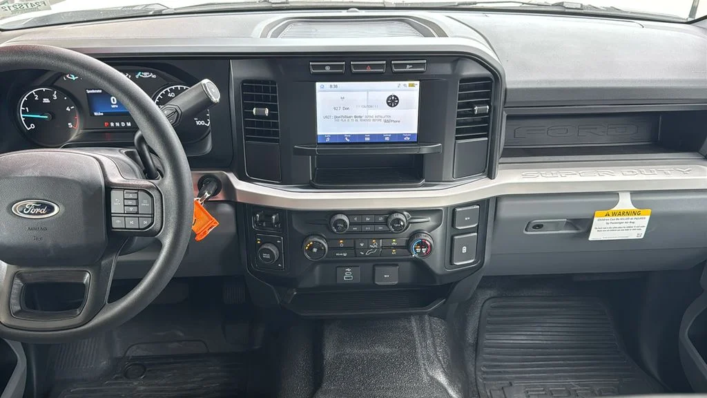 2024 Ford F-550 Super Duty Chassis Cab XL - Photo 10