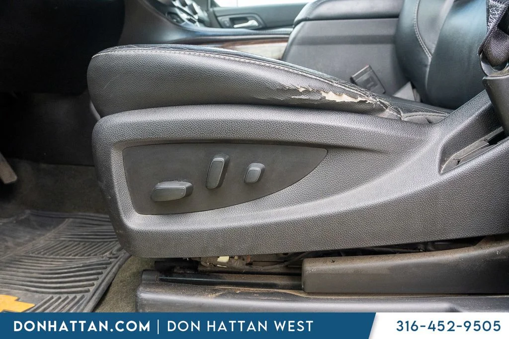 Used 2017 Black Chevrolet LT image 19