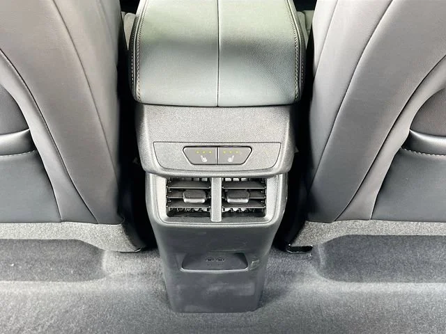 2026 GMC Terrain AT4 - Photo 18