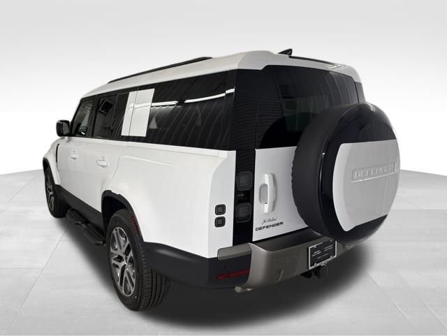 New 2026 Fuji White Land Rover S image 7