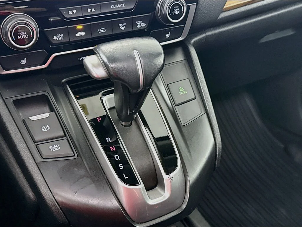 Used 2019 Modern Steel Metallic Honda Touring image 17
