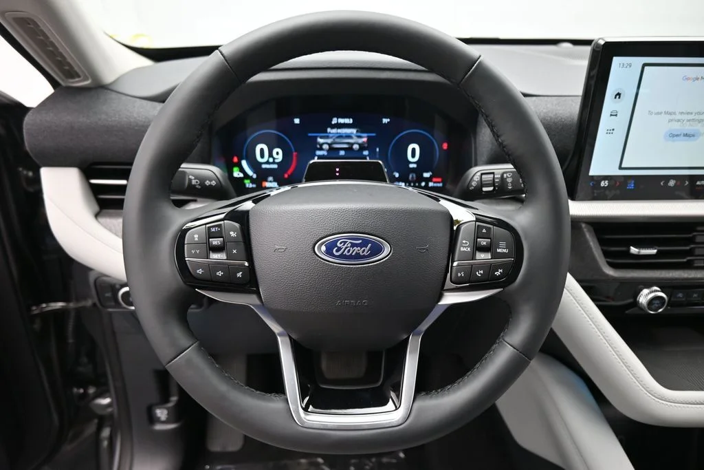 New 2026 Carbonized Gray Metallic Ford Platinum image 12