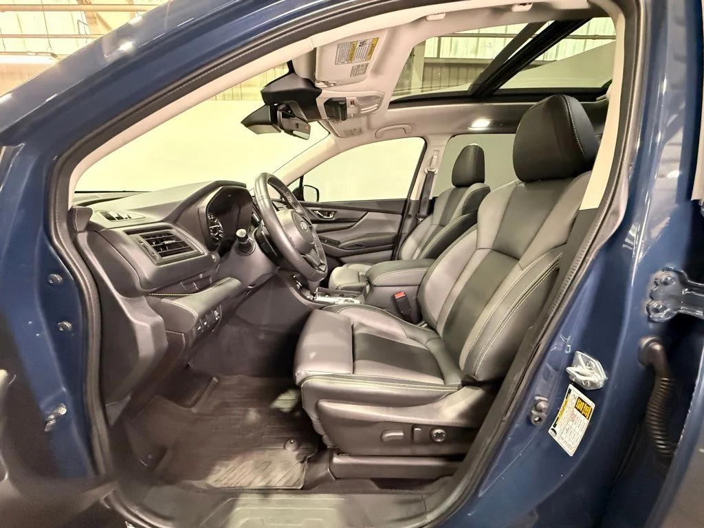 Used 2023 Blue Subaru Onyx Edition image 17
