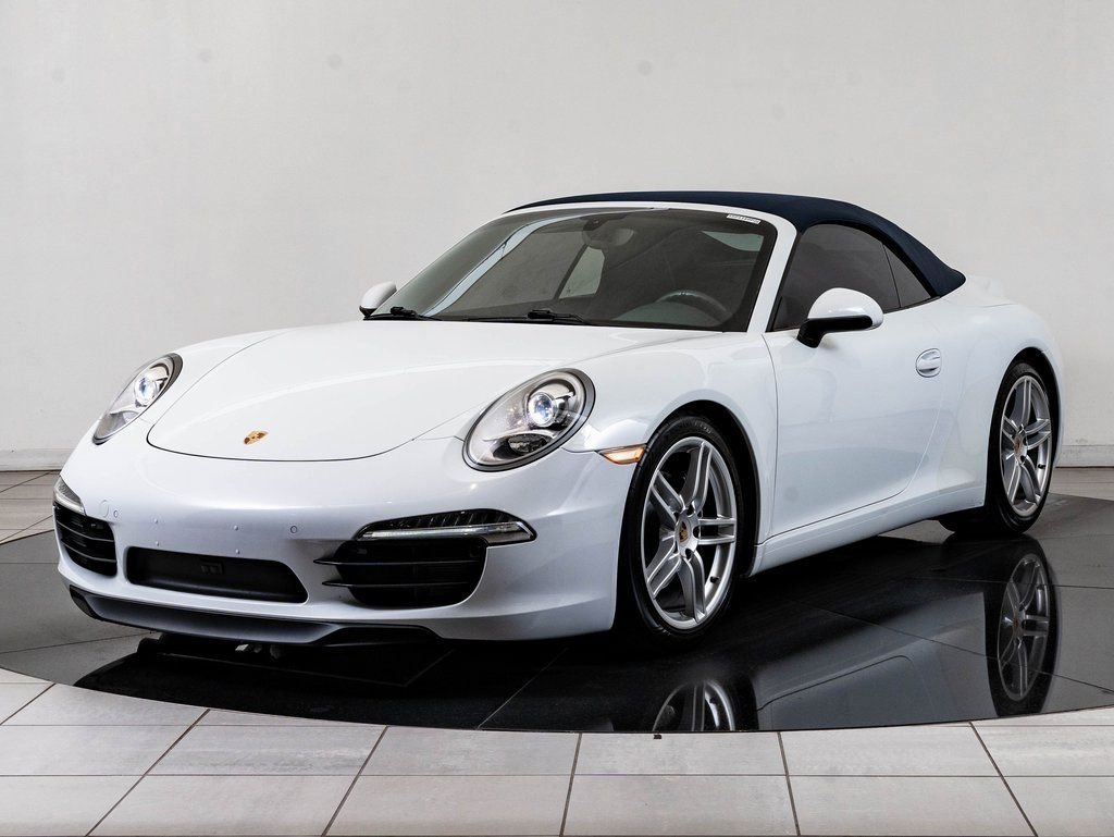2015 Porsche 911 Carrera 4 Cabriolet's photo