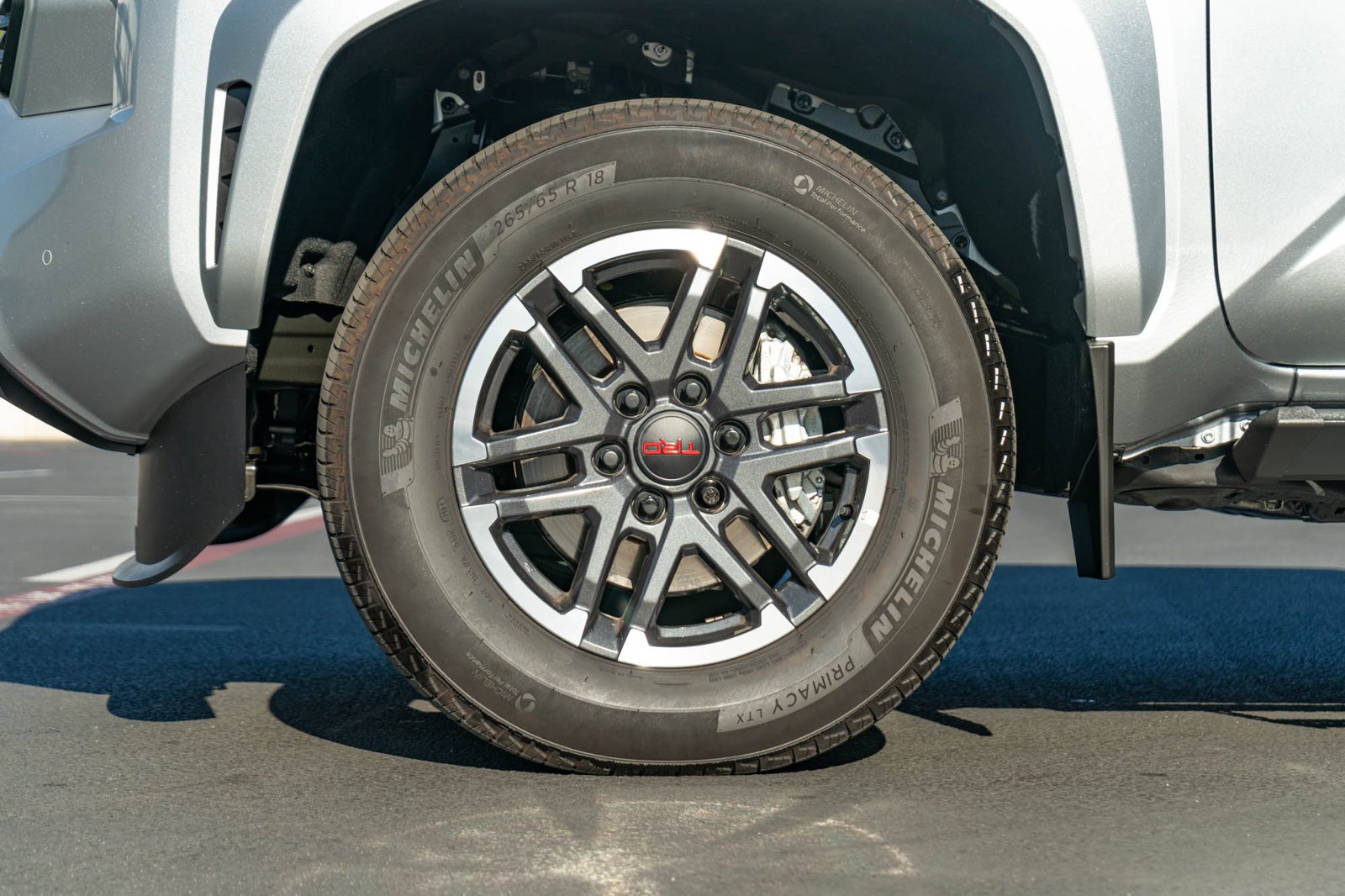 2024 Toyota Tacoma TRD Sport - Photo 6