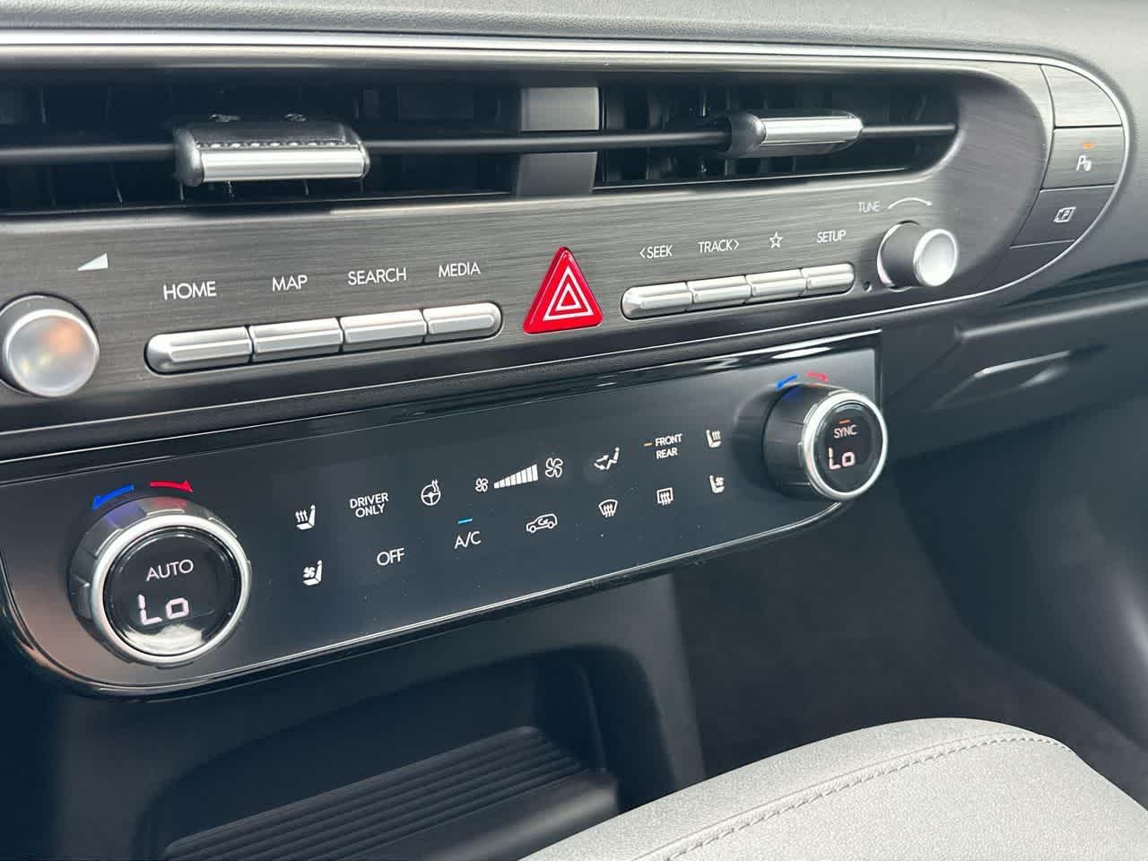 New 2026 Ecotronic Gray Pearl Hyundai Blue SEL Premium 8P image 49