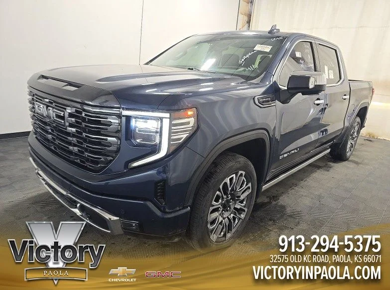 2023 GMC Sierra Denali Ultimate 4WD Crew Cab Short Box's photo