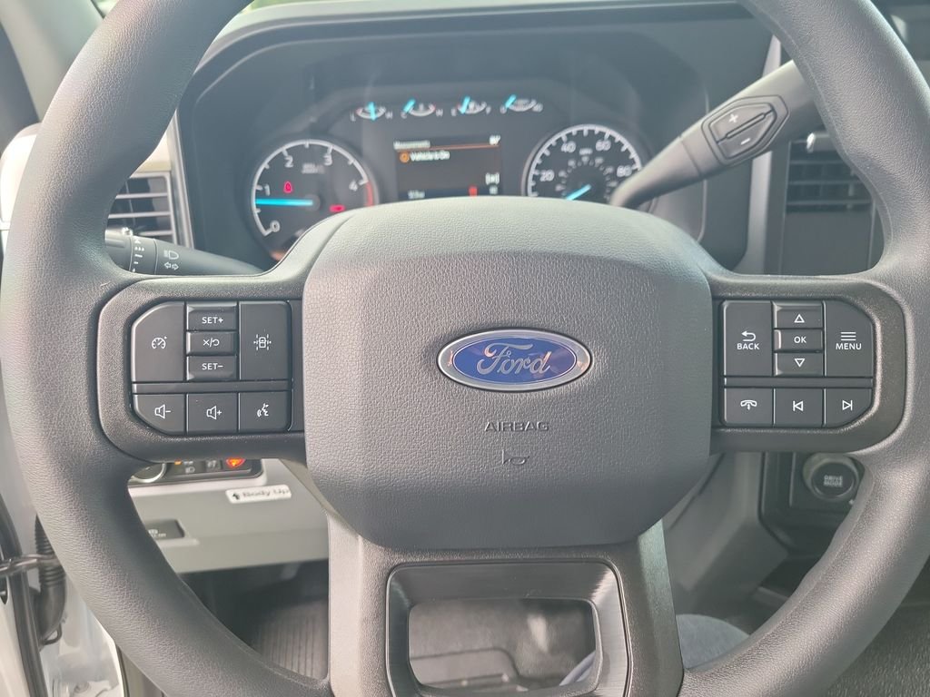 New 2026 Oxford White Ford F-550® XL image 17