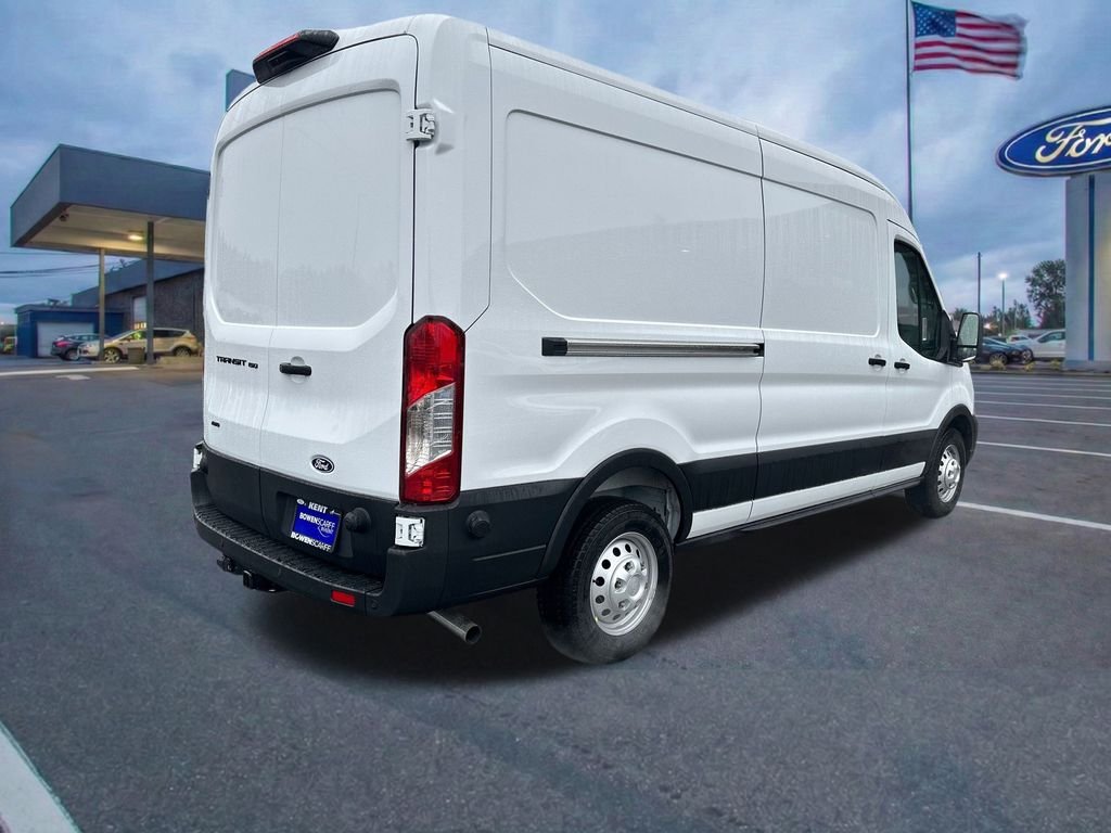New 2026 Oxford White Ford Base image 5