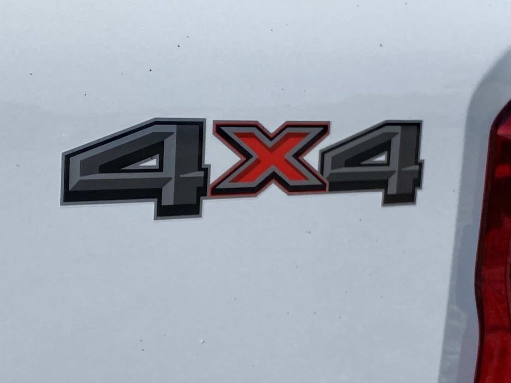 New 2026 Oxford White Ford F-350® XL image 10