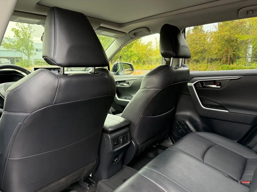 Used 2020 Silver Sky Metallic Toyota Limited image 17