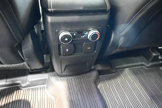 Used 2022 Black Ford XLT image 28