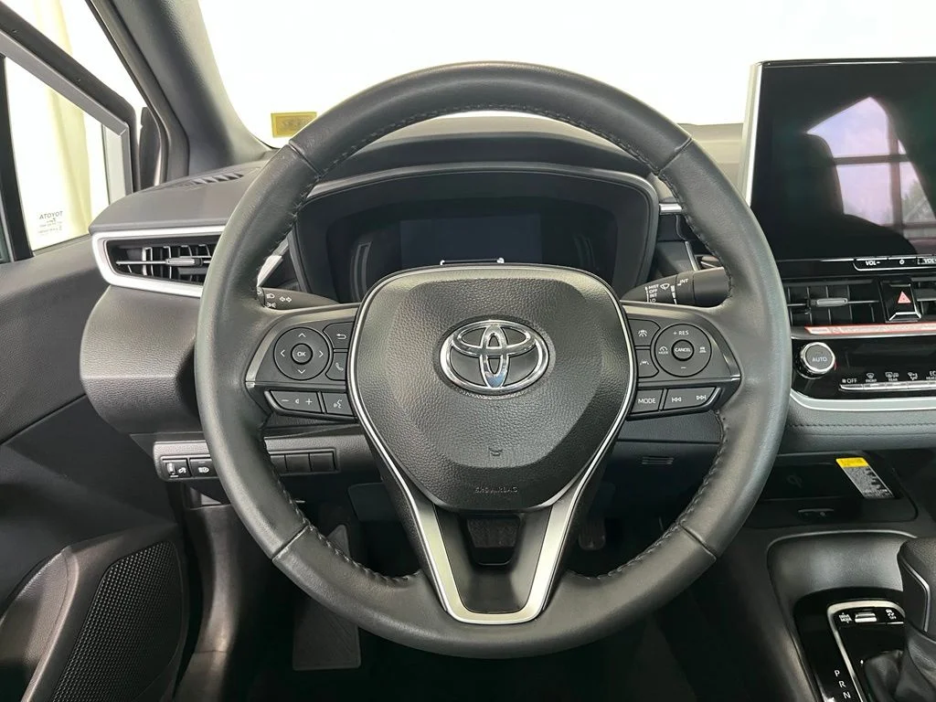 Used 2025 Silver Toyota SE image 6