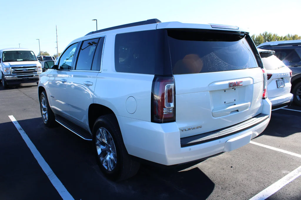 Used 2015 White Diamond Clearcoat GMC SLT image 7