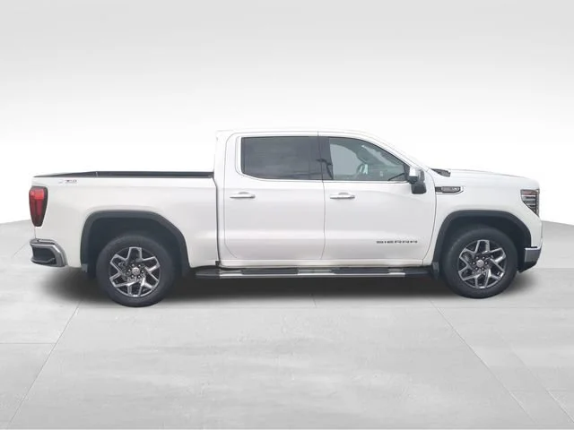 Used 2024 Summit White GMC SLT image 7